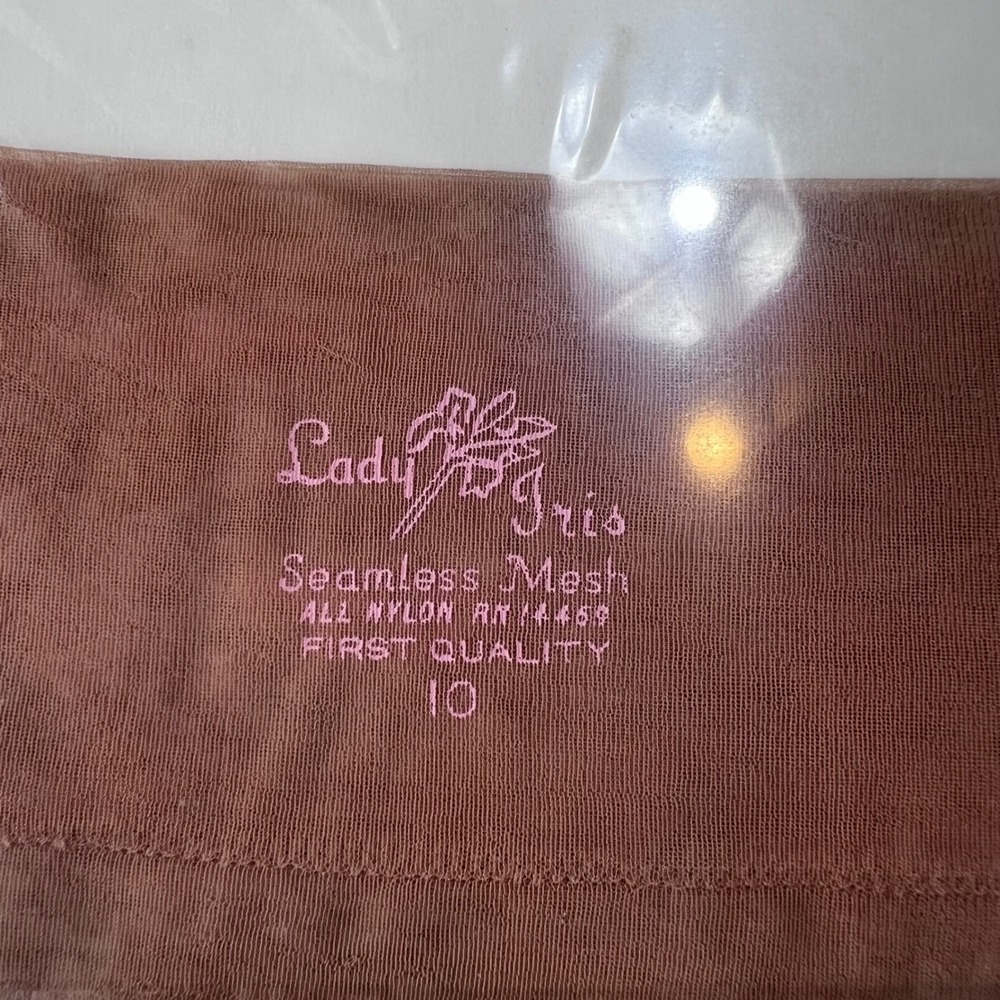 Vintage Lady Iris Seamless Mesh Nylons Sofbeige 3 Pairs Size 10 Retro Stockings - Picture 5 of 6